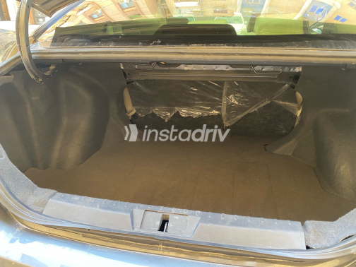 Geely Emgrand 7 2018 Gray Manual Used for Sale in Port Said - 5