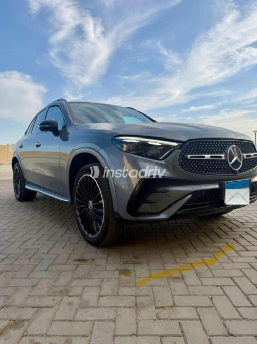 Mercedes GLC 200 2023 Gray Automatic Used for Sale in Hurghada - 2