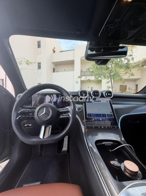 Mercedes GLC 200 2023 Gray Automatic Used for Sale in Hurghada - 7