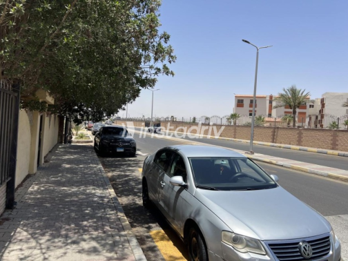 Volkswagen Passat 2009 Silver Automatic Used for Sale in Red Sea - 6