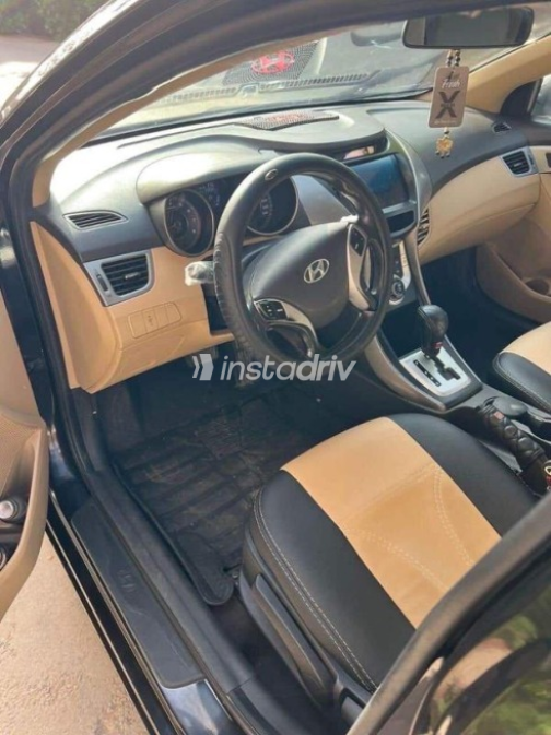 Hyundai Elantra 2012 Black Automatic Used for Sale in Nasr city - 3