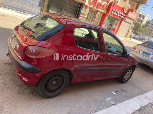 بيجو 206 2000 أحمر يدوي مستعملة للبيع في العاشر من رمضان - 9