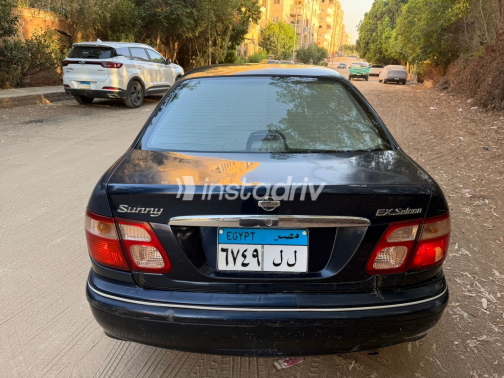 Nissan Sunny 2003 White Automatic Used for Sale in El Haram - 10