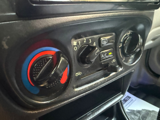 Nissan Sunny 2003 White Automatic Used for Sale in El Haram