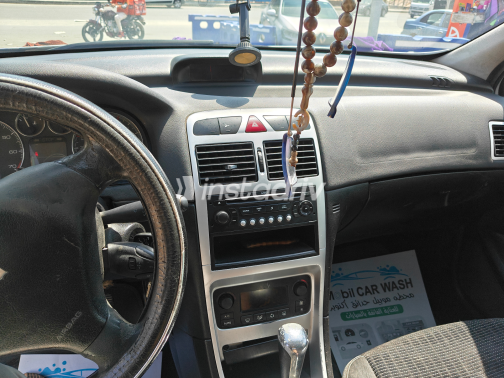 Peugeot 307 2007 Gold Automatic Used for Sale in Giza - 3