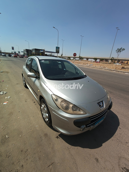 Peugeot 307 2007 Gold Automatic Used for Sale in Giza - 9