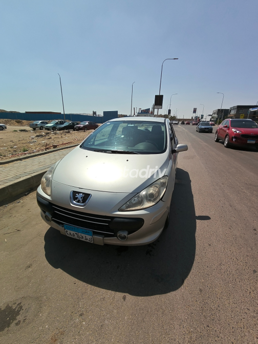 Peugeot 307 2007 Gold Automatic Used for Sale in Giza - 10