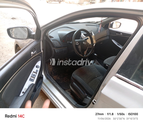 Hyundai Solaris 2017 Silver Automatic Used for Sale in Cairo - 7