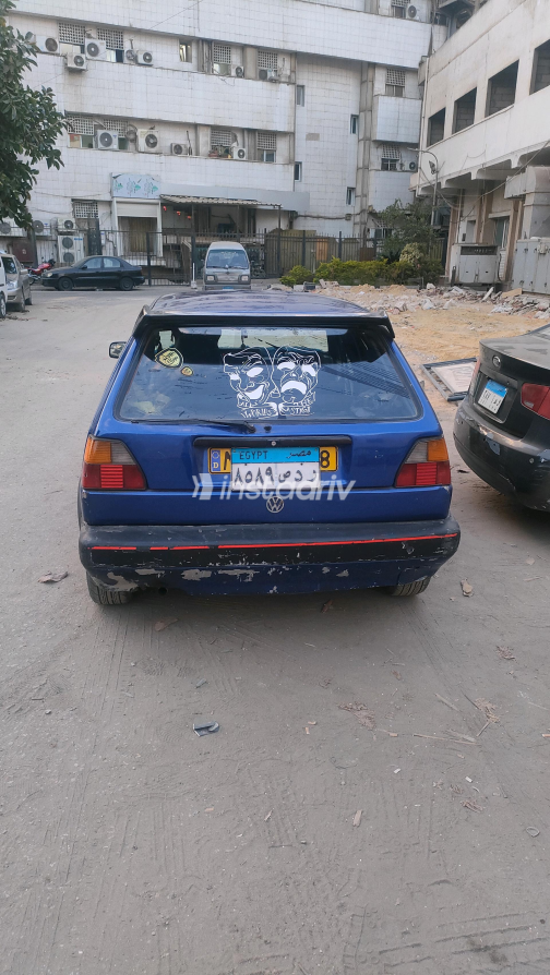 Volkswagen Golf 1987 Blue Manual Used for Sale in Giza - 3