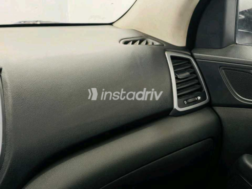 Hyundai Tucson 2017 Silver Automatic Used for Sale in Beheira - 8