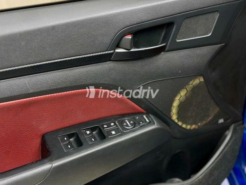 Hyundai Elantra AD 2017 Blue Automatic Used for Sale in Alexandria - 6