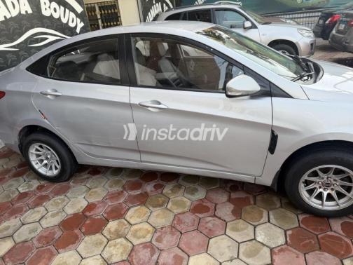Hyundai Accent RB 2015 Gray Automatic Used for Sale in Asyut - 2