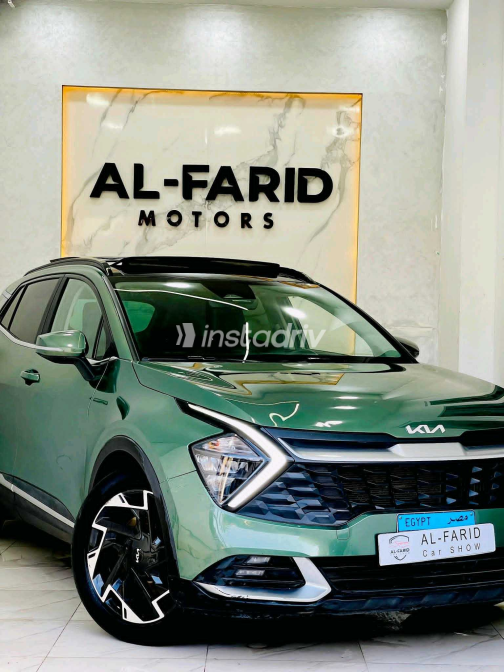 Kia Sportage 2022 Green Automatic Used for Sale in Alexandria - 9
