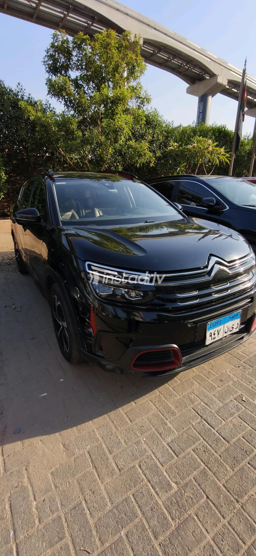 Citroën C5 2022 Black Automatic Used for Sale in Cairo - 2