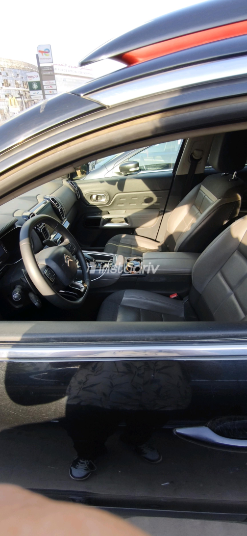 Citroën C5 2022 Black Automatic Used for Sale in Cairo - 8