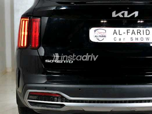 Kia Sorento 2023 Black Automatic Used for Sale in Cairo - 5