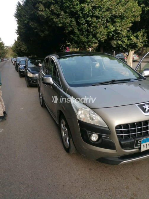 Peugeot 3008 2014 Gold Automatic Used for Sale in Heliopolis - 7