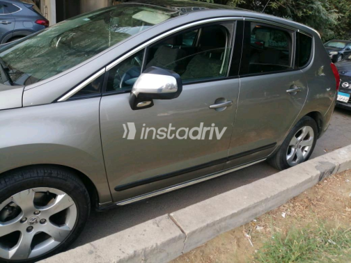 Peugeot 3008 2014 Gold Automatic Used for Sale in Heliopolis - 9