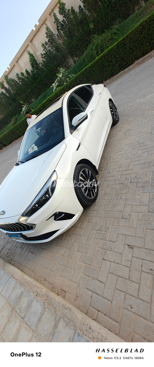 Jac J7 2022 White Automatic Used for Sale in Maadi - 2
