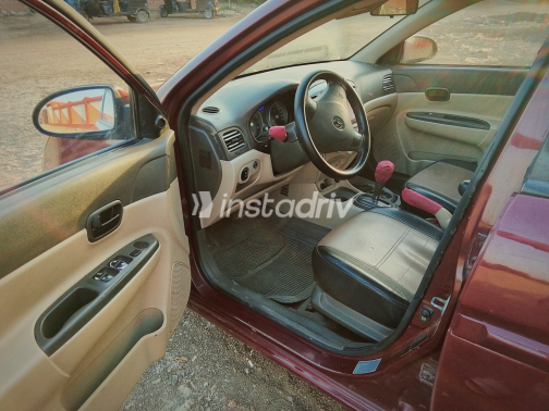 Hyundai Accent 2011 White Automatic Used for Sale in Monufia - 1