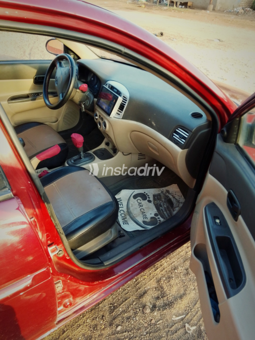 Hyundai Accent 2011 White Automatic Used for Sale in Monufia - 9