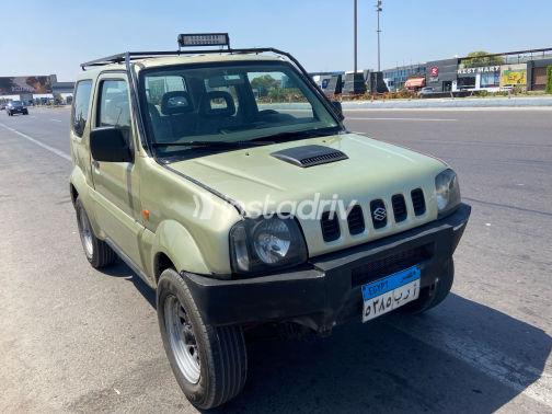 Suzuki Jimny 2000 Gold Manual Used for Sale in Cairo - 1