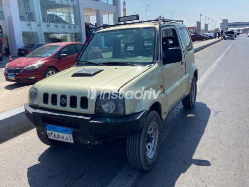Suzuki Jimny 2000 Gold Manual Used for Sale in Cairo - 5