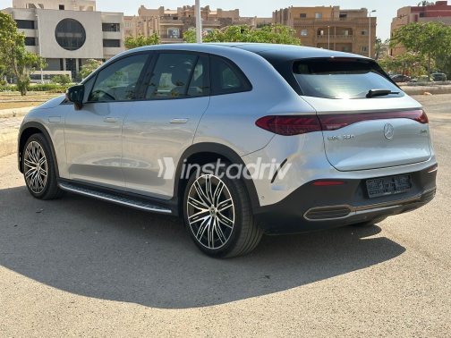 Mercedes E 350 2024 Silver Automatic Used for Sale in Giza - 2