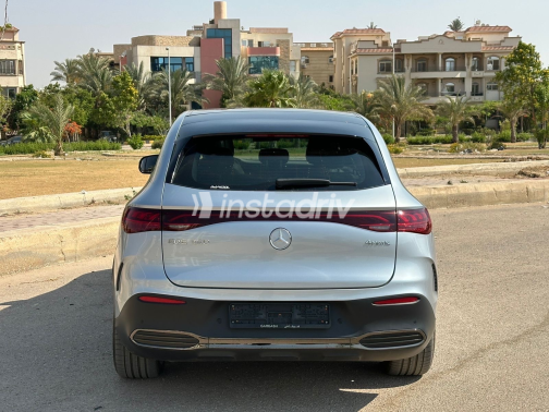 Mercedes E 350 2024 Silver Automatic Used for Sale in Giza - 3