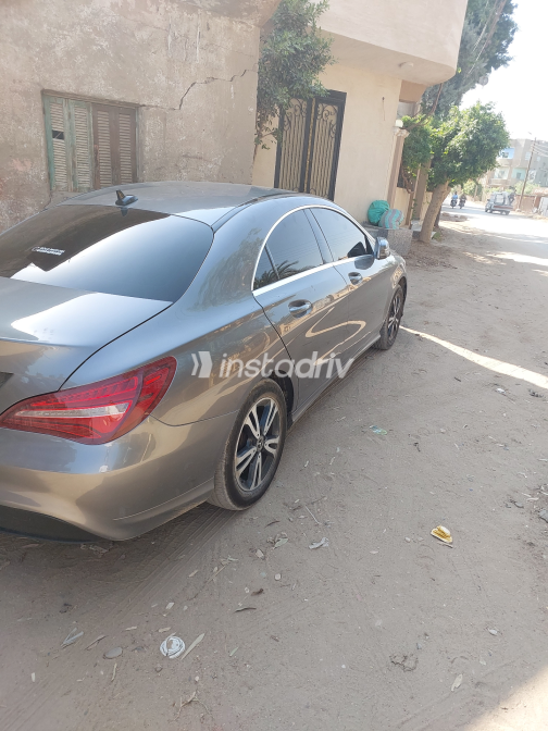 Mercedes CLA 180 2019 Gray Automatic Used for Sale in Greater Cairo ( Cairo + Giza) - 2