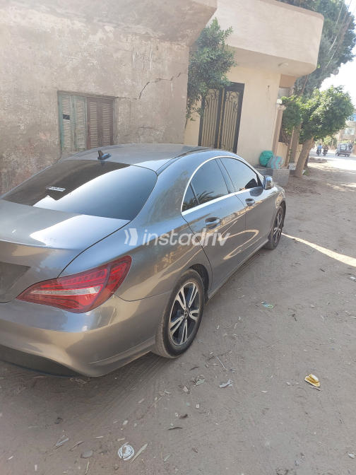 Mercedes CLA 180 2019 Gray Automatic Used for Sale in Greater Cairo ( Cairo + Giza) - 9