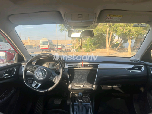 ام جى 5 2022 أحمر CVT مستعملة للبيع في القاهرة - 3