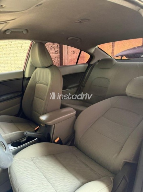 Kia Cerato 2016 Red Automatic Used for Sale in Mohandessin - 10