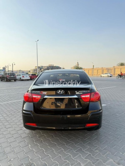 Hyundai Elantra 2021 Black Automatic Used for Sale in Nasr city - 10