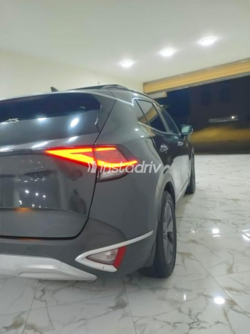Kia Sportage 2024 Gray Automatic Used for Sale in Faiyum - 2