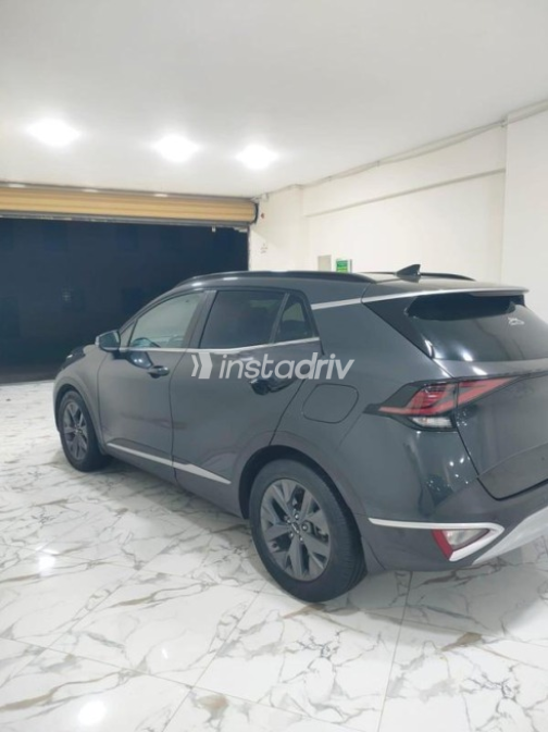 Kia Sportage 2024 Gray Automatic Used for Sale in Faiyum - 3