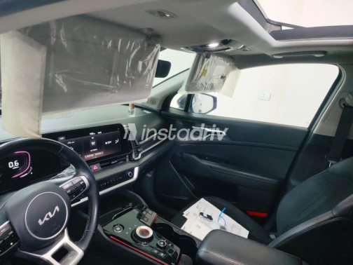 Kia Sportage 2024 Gray Automatic Used for Sale in Faiyum - 6