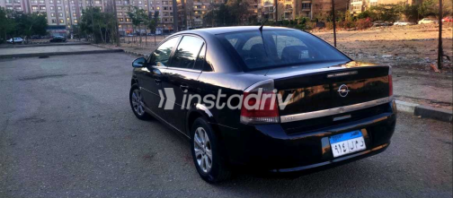 اوبل فيكترا 2008 أسود أوتوماتيك مستعملة للبيع في مصر الجديدة - 7