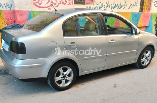 فولكس فاغن بولو 2009 فضي يدوي مستعملة للبيع في الإسكندرية - 2