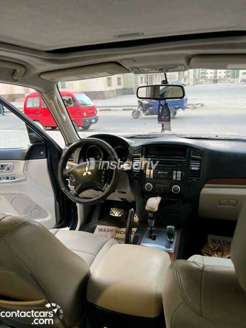 Mitsubishi Pajero 2008 Black Manual Used for Sale in Alexandria - 5