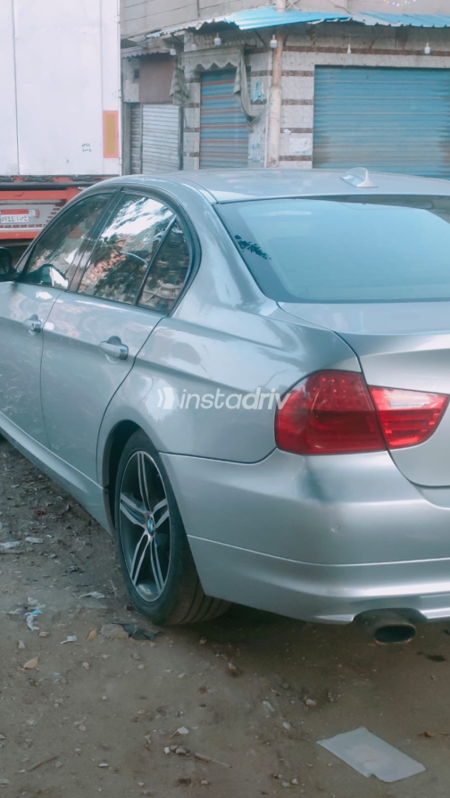 BMW 320 2011 Silver Automatic Used for Sale in Greater Cairo ( Cairo + Giza) - 8