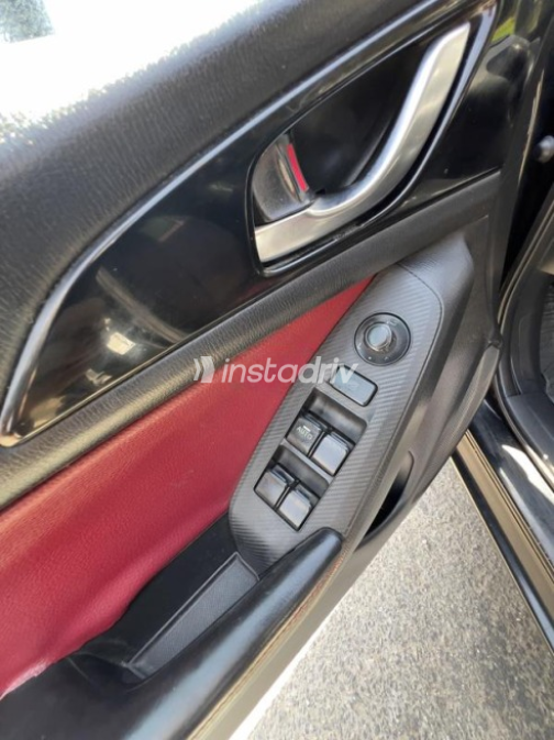 Mazda 3 2015 Black Automatic Used for Sale in Cairo - 5