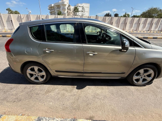 Peugeot 3008 2013 Champagne Automatic Used for Sale in Alexandria