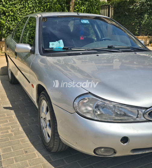 Ford Mondeo 1998 Silver Manual Used for Sale in Cairo - 3