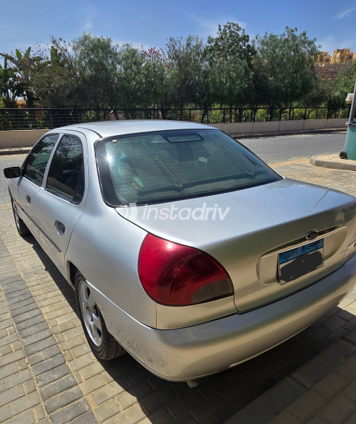 Ford Mondeo 1998 Silver Manual Used for Sale in Cairo - 8
