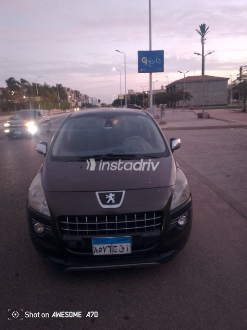 Peugeot 3008 2013 Brown Automatic Used for Sale in Cairo - 5