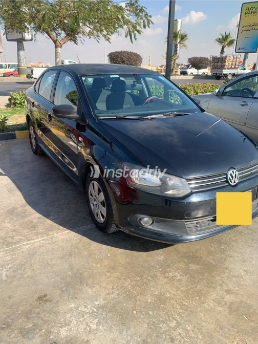 Volkswagen Polo 2014 Black Automatic Used for Sale in Cairo - 5