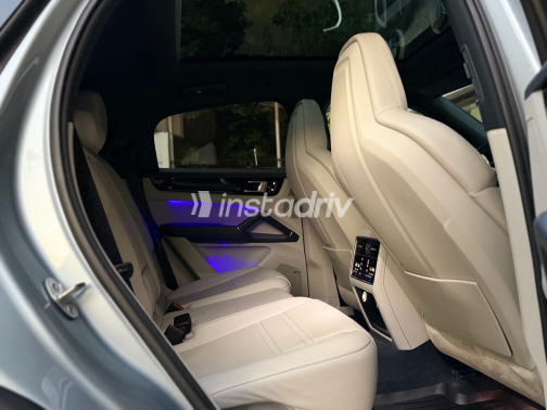 Porsche Cayenne S 2020 Silver Automatic Used for Sale in Nasr city - 1
