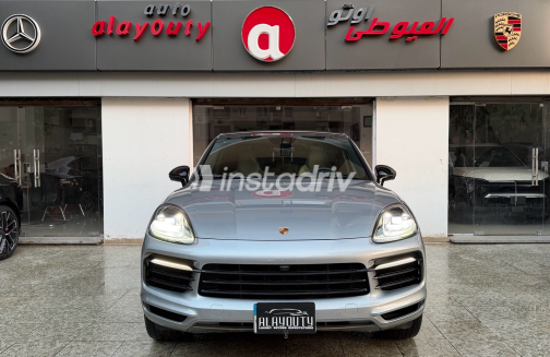 Porsche Cayenne S 2020 Silver Automatic Used for Sale in Nasr city - 2