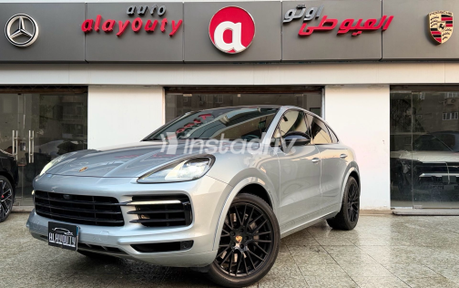 Porsche Cayenne S 2020 Silver Automatic Used for Sale in Nasr city - 6